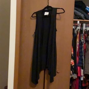 Brand new black sleeveless vest size large